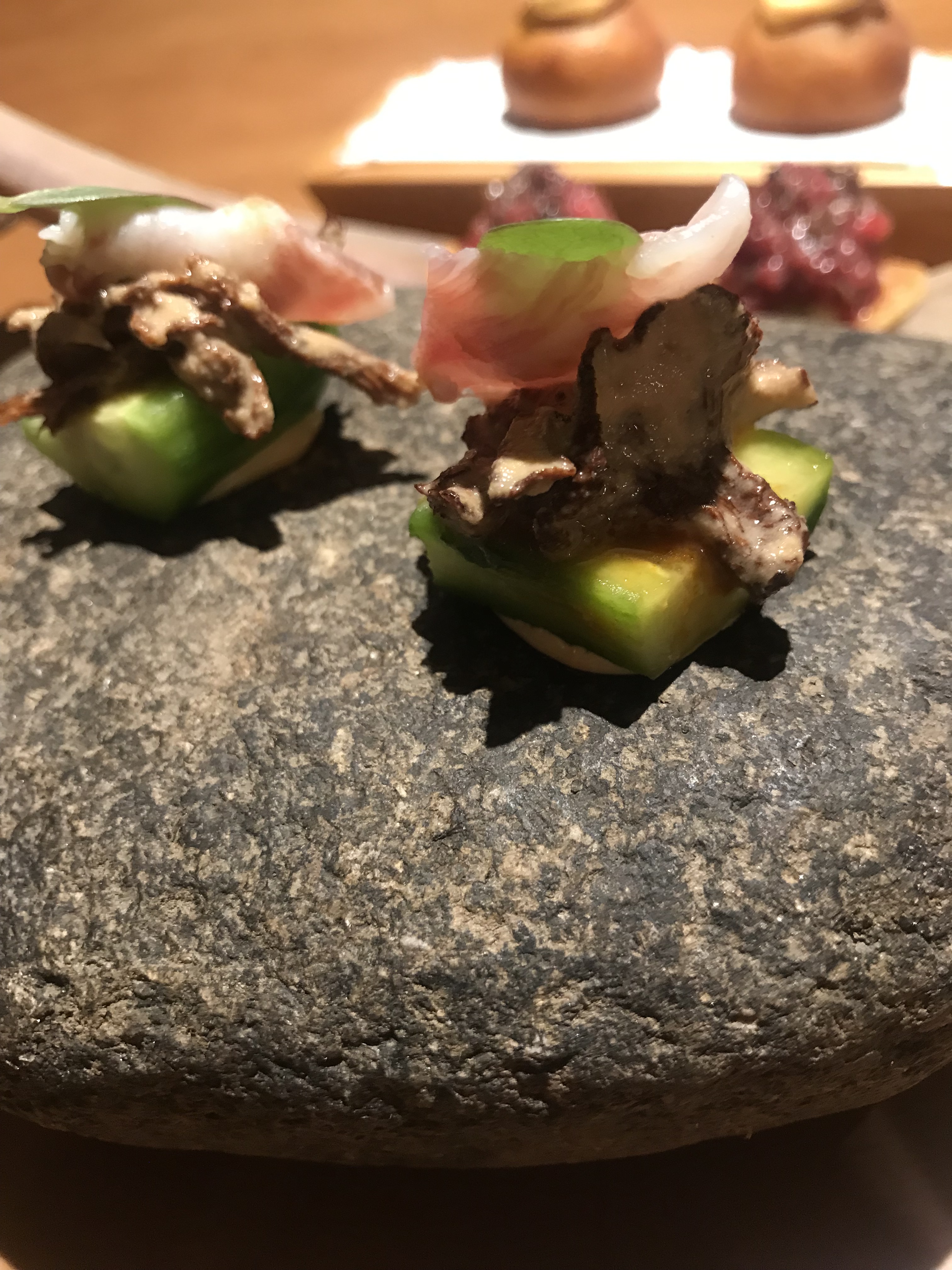 Hoy os dejamos NUESTRA RECOMENDACIÓN DE DÓNDE COMER EN OURENSE. Un lugar increíble. CEIBE RESTAURANTE. Queréis saber más detalles, no os lo perdáis!.